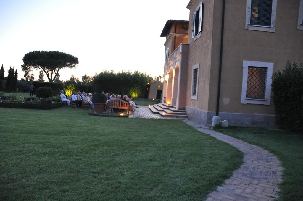 Casale Di Tormaggiore Villa And Country Suites Pomezia Zewnętrze zdjęcie